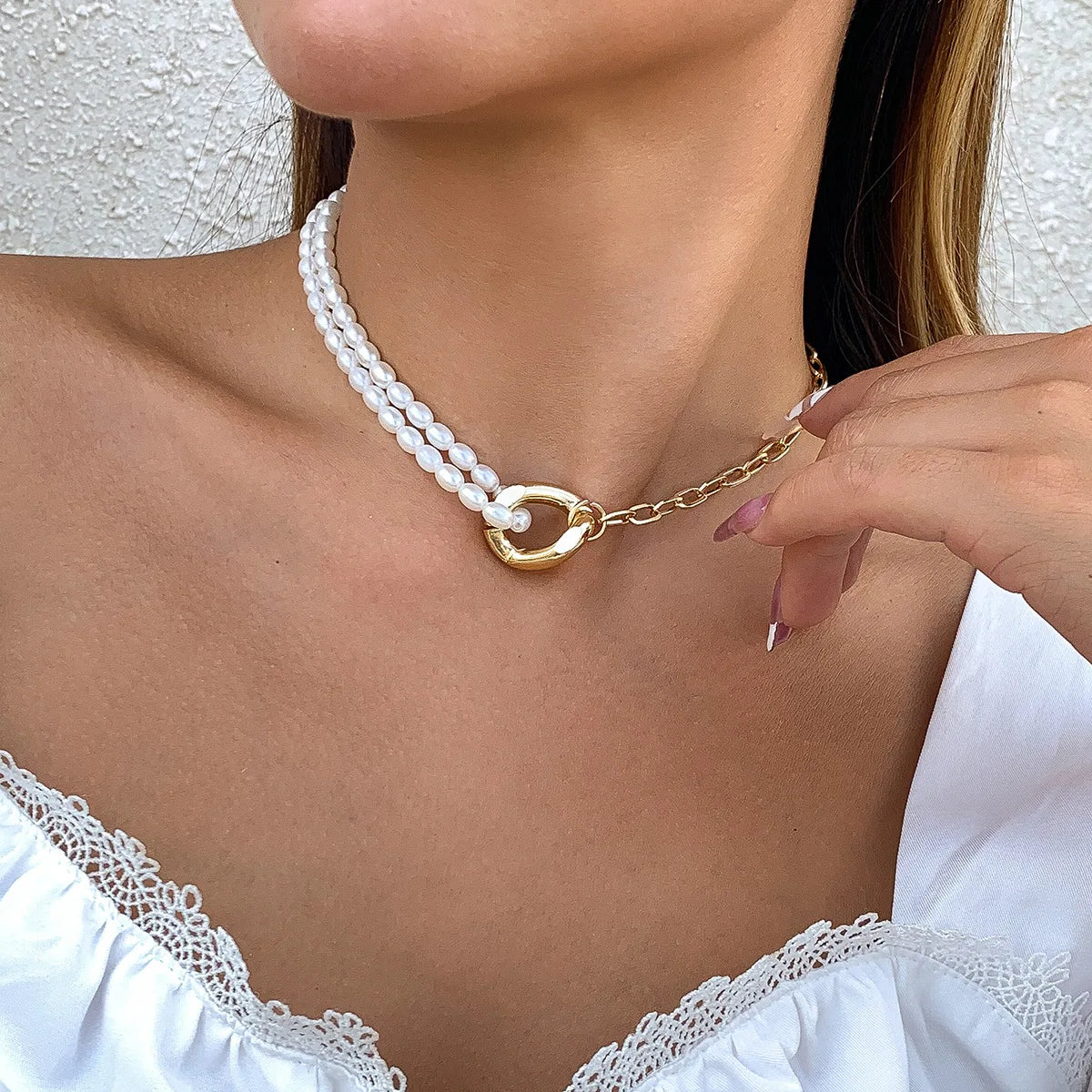 Chic Style Ribbon Choker with pearls or pendant white pearls with gold chain and golden pendant