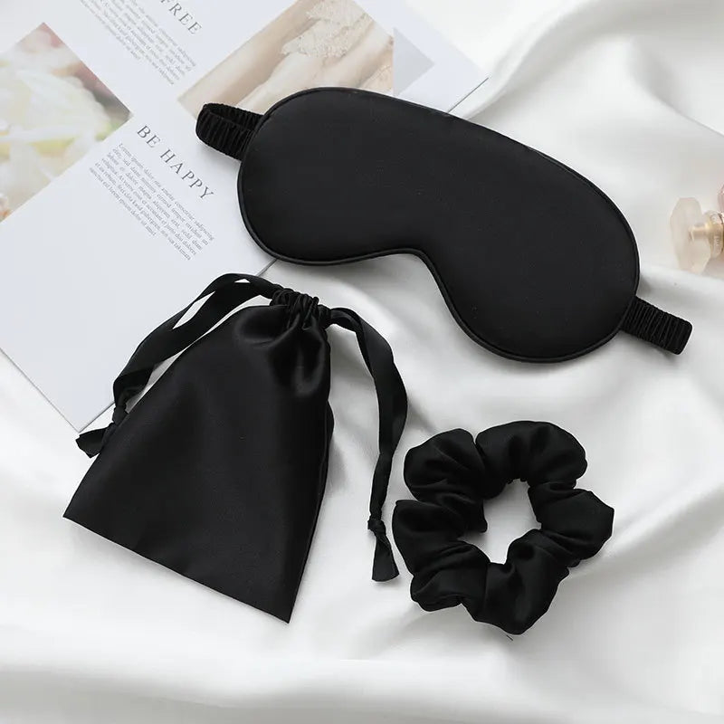 Silk Eye Sleepers Mask – the ultimate accessory for every girl who loves to catch those Z's in style and wake up feeling refreshed and rejuvenated! Crafted from luxurious silk in a variety of colors