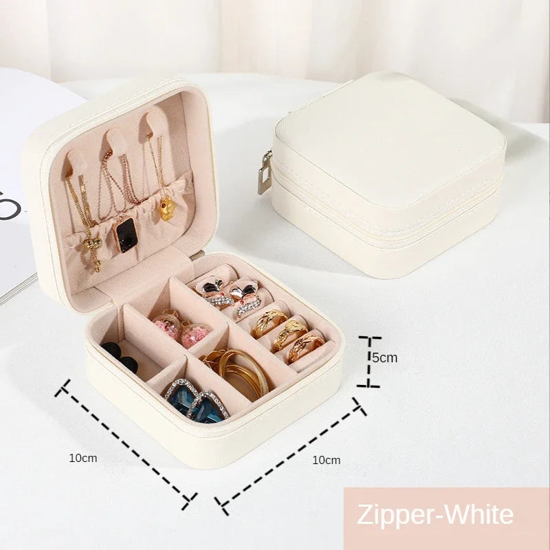 Jewelry Queen Organizer Display Travel Box White