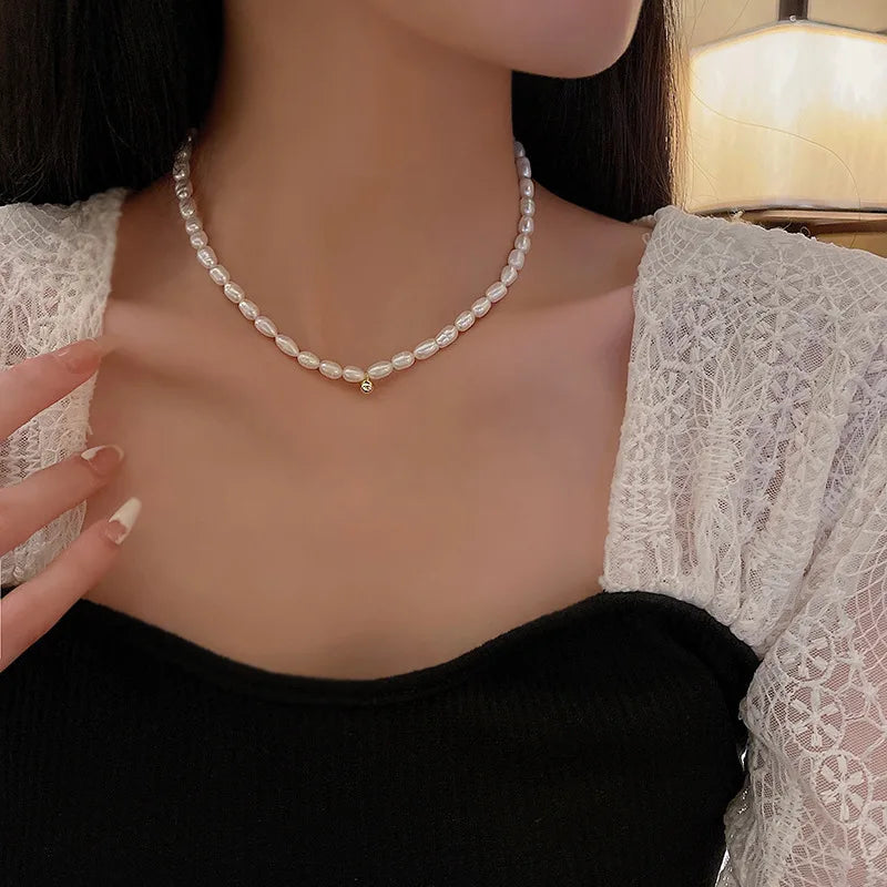 Pearl Pendant Choker Necklace