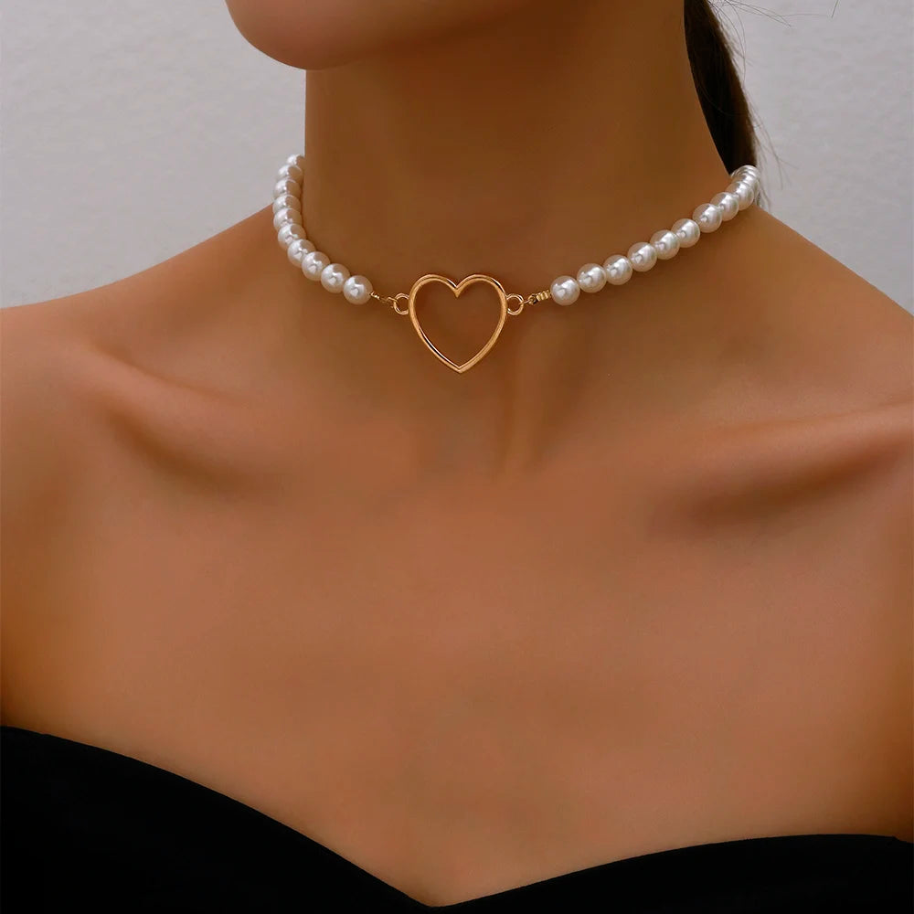 Chic Style Ribbon Choker with pearls or pendant white pearls with gold heart